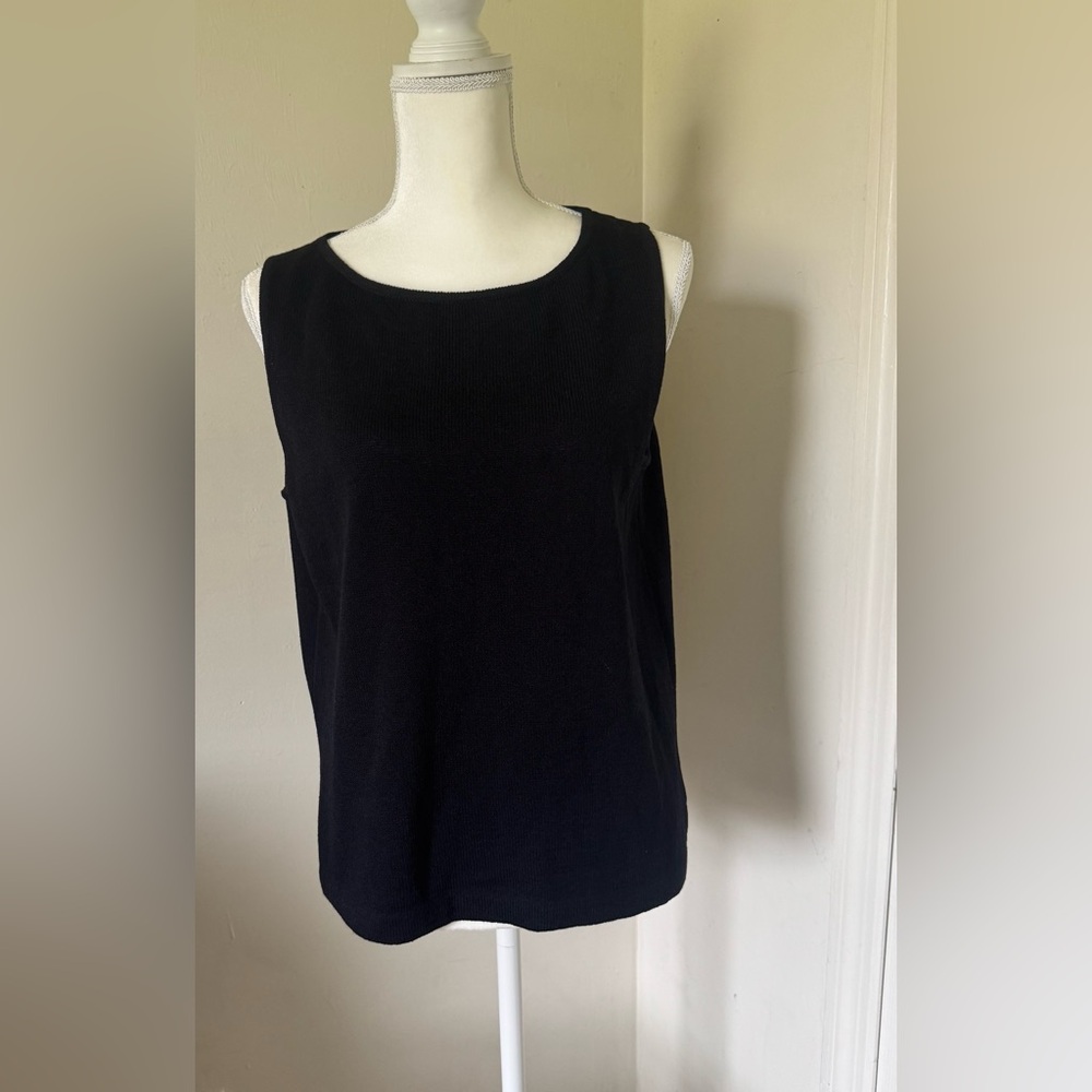 St.John basics top